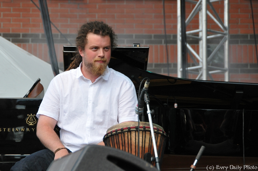 Evry Daily Photo - Fete de la Musique Evry - Harold 170 - large.jpg